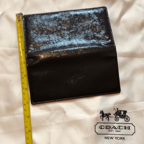 ❤️SOLD❤️ Coach 2pcs Brown Wallet/Checkbook Cover - Picture 5 of 8